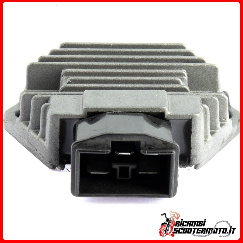 VOLTAGE REGULATOR PIAGGIO X9 250 2000-2003 VOLTAGE REGULATOR PIAGGIO X9 250 2000-2003