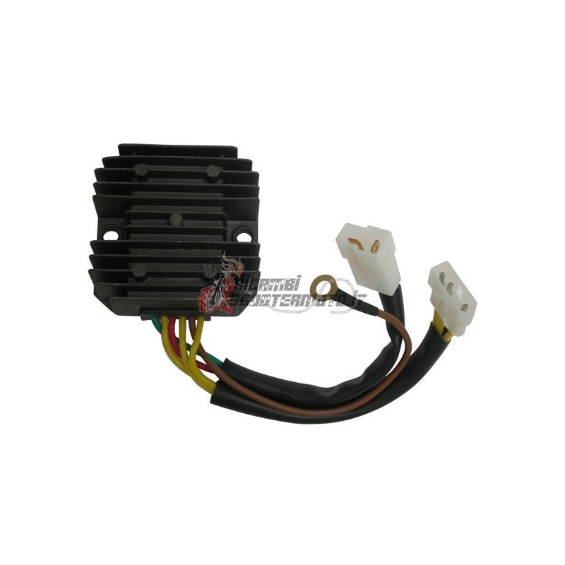 VOLTAGE REGULATOR APRILIA Pegaso / Cube / IE 650 1996-2004 VOLTAGE REGULATOR APRILIA Pegaso / Cube / IE 650 1996-2004