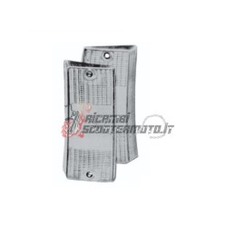 PAR DE PLÁSTICOS DELANTEROS PIAGGIO VESPA P 125-150/X
